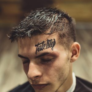 imgi_38_portrait-of-man-with-tattoo-PJPNNRD-2-1590x1590