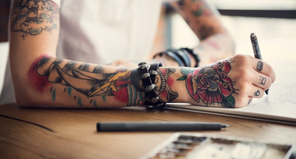 imgi_28_tattoo-woman-creative-ideas-design-inspiration-PJPDDTA1